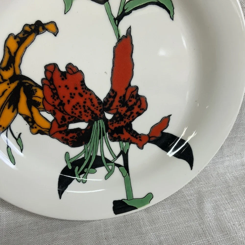 Pair Mikasa‎ Uptrend Tiger Lilies 10 3/4